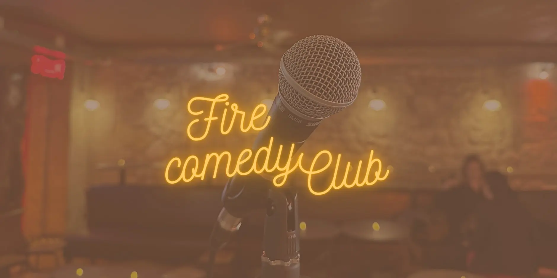 Le Fire Comedy Club sur la scène du Fire Walk.
